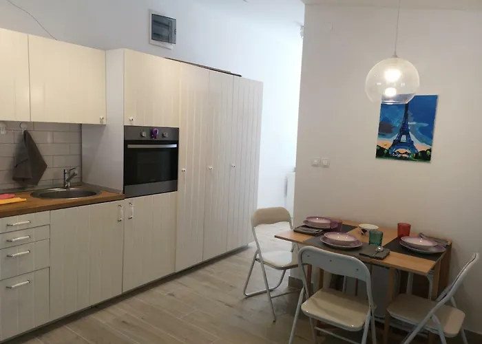 Kod Ujevica شقة Baška Voda